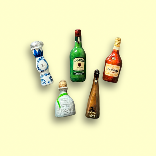 Bottle Service Magnet Set